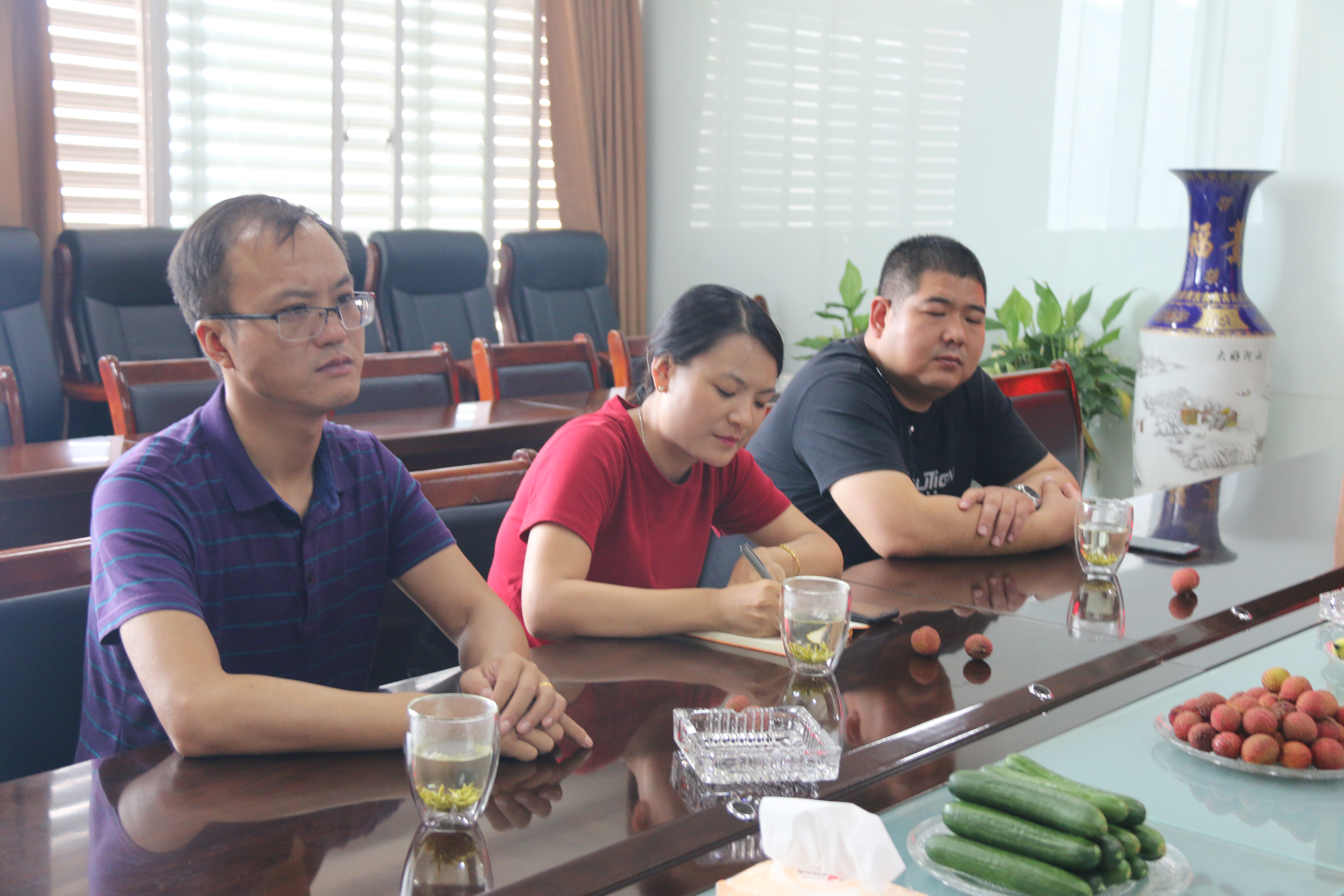 西安科技大学高新学院招办领导来访我司洽谈战(图4)