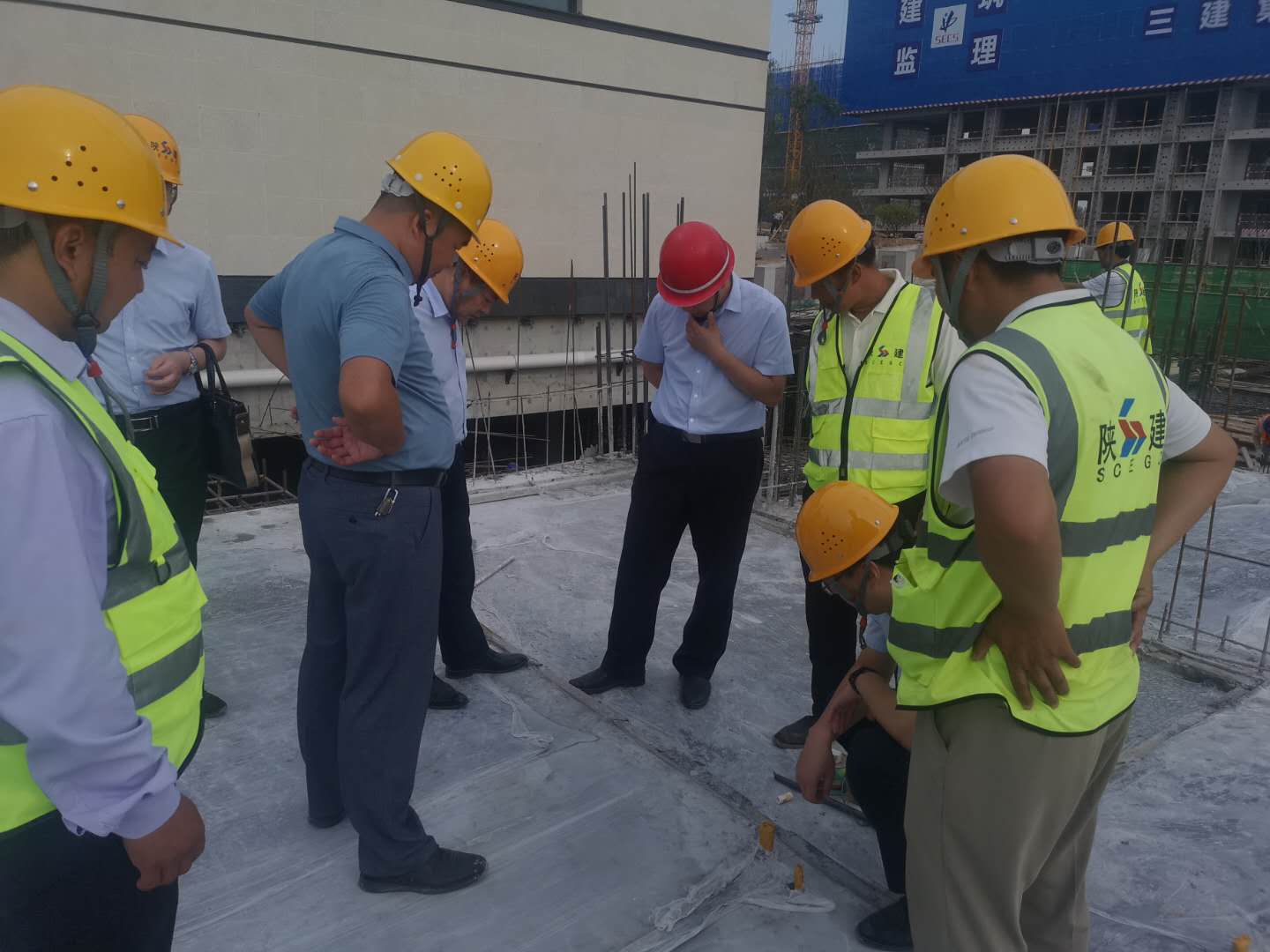 公司高层对星皓项目进行检查指导(图4)