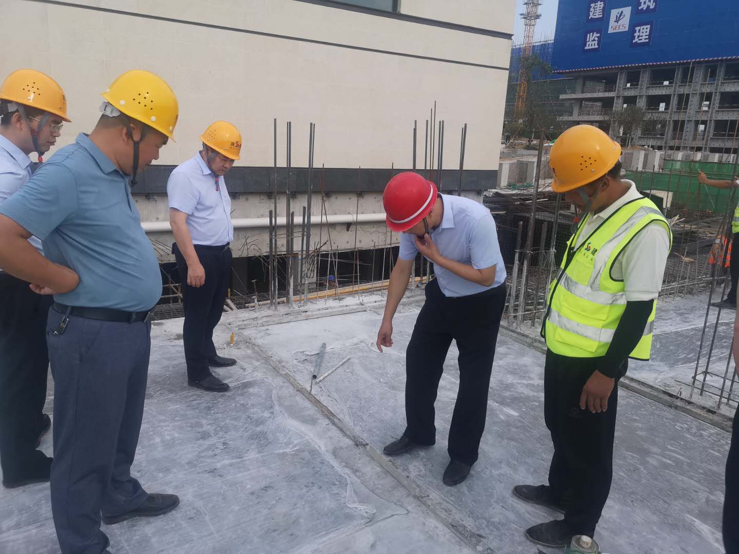 公司高层对星皓项目进行检查指导(图5)