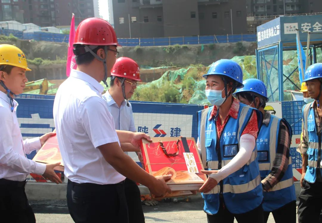 【月满中秋，情暖人心】金盛公司组织“中秋节送祝福”慰问活动(图2)