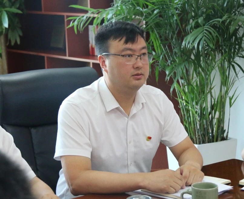 “守纪律·讲规矩”党纪学习会(图3) 6.21c.jpg