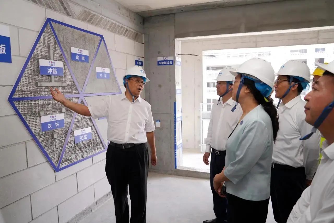 2024年“全国安全生产标准化观摩”走进金盛承建的桂语晴澜项目!!(图2) 9.2.jpg