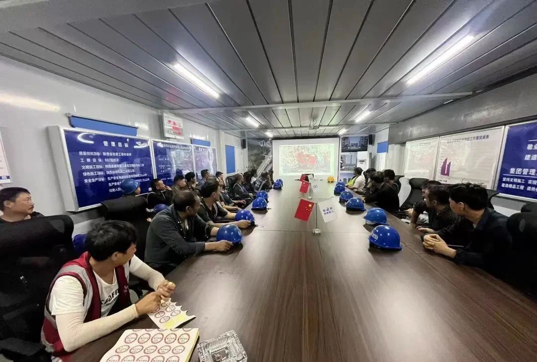 2024年“全国安全生产标准化观摩”走进金盛承建的桂语晴澜项目!!(图6) 微信图片_20241011134352.jpg