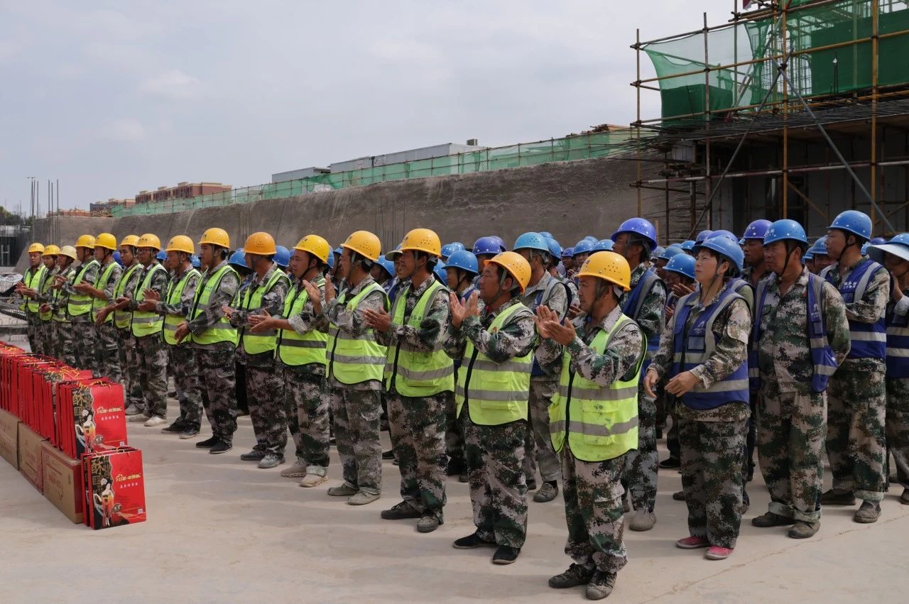 情满中秋 共庆团圆|陕西金盛开展中秋节员工慰问活动!!(图4) 9.4.jpg